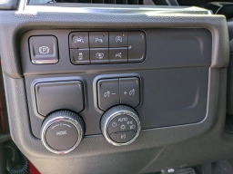 Chevrolet Tahoe Premier 2WD 4dr 2025