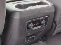 Chevrolet Suburban LS 4WD 4dr 2026