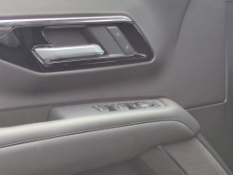 Chevrolet Suburban LS 4WD 4dr 2026