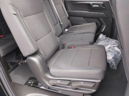 Chevrolet Suburban LS 4WD 4dr 2026