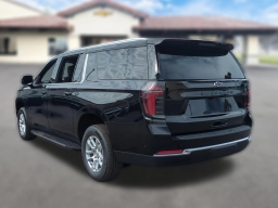 Chevrolet Suburban LS 4WD 4dr 2026