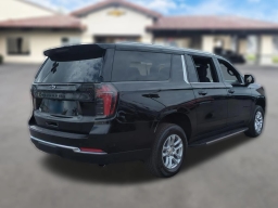 Chevrolet Suburban LS 4WD 4dr 2026