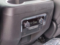 Chevrolet Suburban LS 4WD 4dr 2026