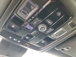 Chevrolet Suburban Z71 4WD 4dr 2026