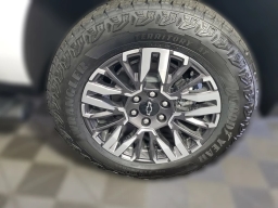 Chevrolet Suburban Z71 4WD 4dr 2026