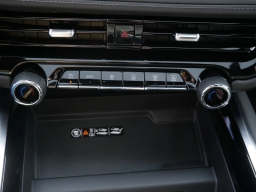 Chevrolet Suburban Z71 4WD 4dr 2026