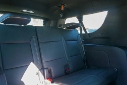 Chevrolet Suburban Premier 4WD 4dr 2026