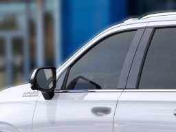 Chevrolet Suburban High Country 4WD 4dr 2026