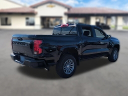 Chevrolet Suburban High Country 4WD 4dr 2026