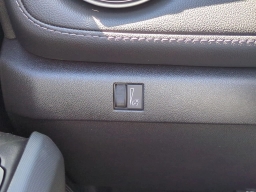 Chevrolet Suburban High Country 4WD 4dr 2026