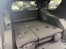 Chevrolet Tahoe LS 4WD 4dr 2026