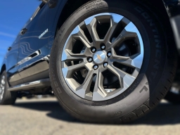 Chevrolet Tahoe LS 4WD 4dr 2025