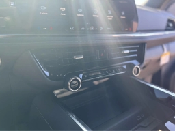 Chevrolet Tahoe LS 4WD 4dr 2025