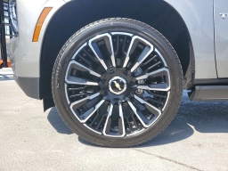 Chevrolet Tahoe High Country 4WD 4dr 2026