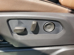 Chevrolet Tahoe High Country 4WD 4dr 2026