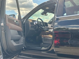 Chevrolet Tahoe High Country 4WD 4dr 2025