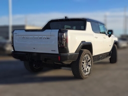 GMC HUMMER EV Pickup 3X e4WD Crew Cab 2025