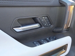 GMC HUMMER EV Pickup 3X e4WD Crew Cab 2025