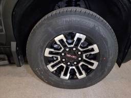 GMC Sierra EV Extended Range Elevation e4WD Crew Cab 2026