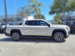 GMC Sierra EV Extended Range Elevation e4WD Crew Cab 2026