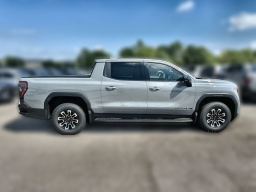 GMC Sierra EV Extended Range Elevation e4WD Crew Cab 2026