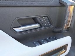 GMC HUMMER EV Pickup 3X e4WD Crew Cab 2025