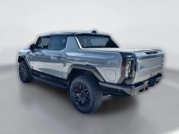 GMC HUMMER EV Pickup 2X e4WD Crew Cab 2026