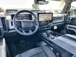 GMC HUMMER EV Pickup 2X e4WD Crew Cab 2026