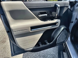 GMC HUMMER EV Pickup 2X e4WD Crew Cab 2026