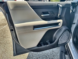 GMC HUMMER EV Pickup 2X e4WD Crew Cab 2026