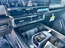 GMC HUMMER EV Pickup 2X e4WD Crew Cab 2026