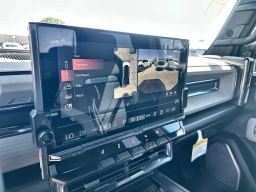 GMC HUMMER EV Pickup 2X e4WD Crew Cab 2026