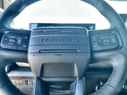 GMC HUMMER EV Pickup 2X e4WD Crew Cab 2026