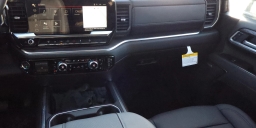 GMC Sierra 2500HD SLT 4WD Crew Cab 159" 2026