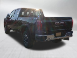 GMC Sierra 2500HD SLT 4WD Crew Cab 159" 2026