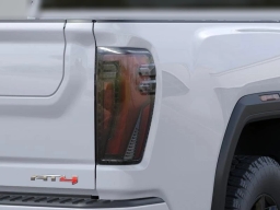GMC Sierra 2500HD AT4 4WD Crew Cab 172" 2026