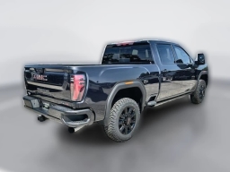 GMC Sierra 2500HD AT4 4WD Crew Cab 159" 2026