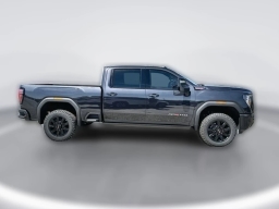 GMC Sierra 2500HD AT4 4WD Crew Cab 159" 2026