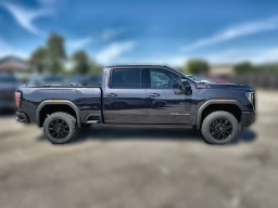 GMC Sierra 2500HD AT4 4WD Crew Cab 159" 2026