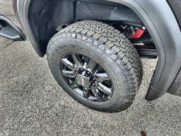 GMC Sierra 2500HD AT4 4WD Crew Cab 159" 2026