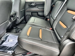 GMC Sierra 2500HD AT4 4WD Crew Cab 159" 2026