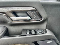 GMC Sierra 2500HD AT4 4WD Crew Cab 159" 2026