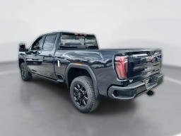 GMC Sierra 2500HD AT4 4WD Crew Cab 159" 2026