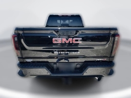 GMC Sierra 2500HD AT4 4WD Crew Cab 159" 2026