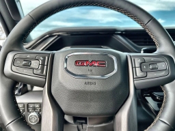 GMC Sierra 2500HD AT4 4WD Crew Cab 159" 2026