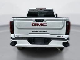 GMC Sierra 2500HD AT4 4WD Crew Cab 159" 2026