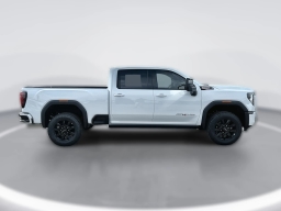 GMC Sierra 2500HD AT4 4WD Crew Cab 159" 2026