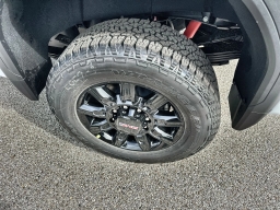 GMC Sierra 2500HD AT4 4WD Crew Cab 159" 2026