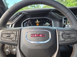 GMC Sierra 2500HD AT4 4WD Crew Cab 159" 2026