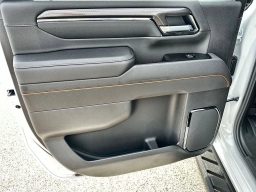 GMC Sierra 2500HD AT4 4WD Crew Cab 159" 2026